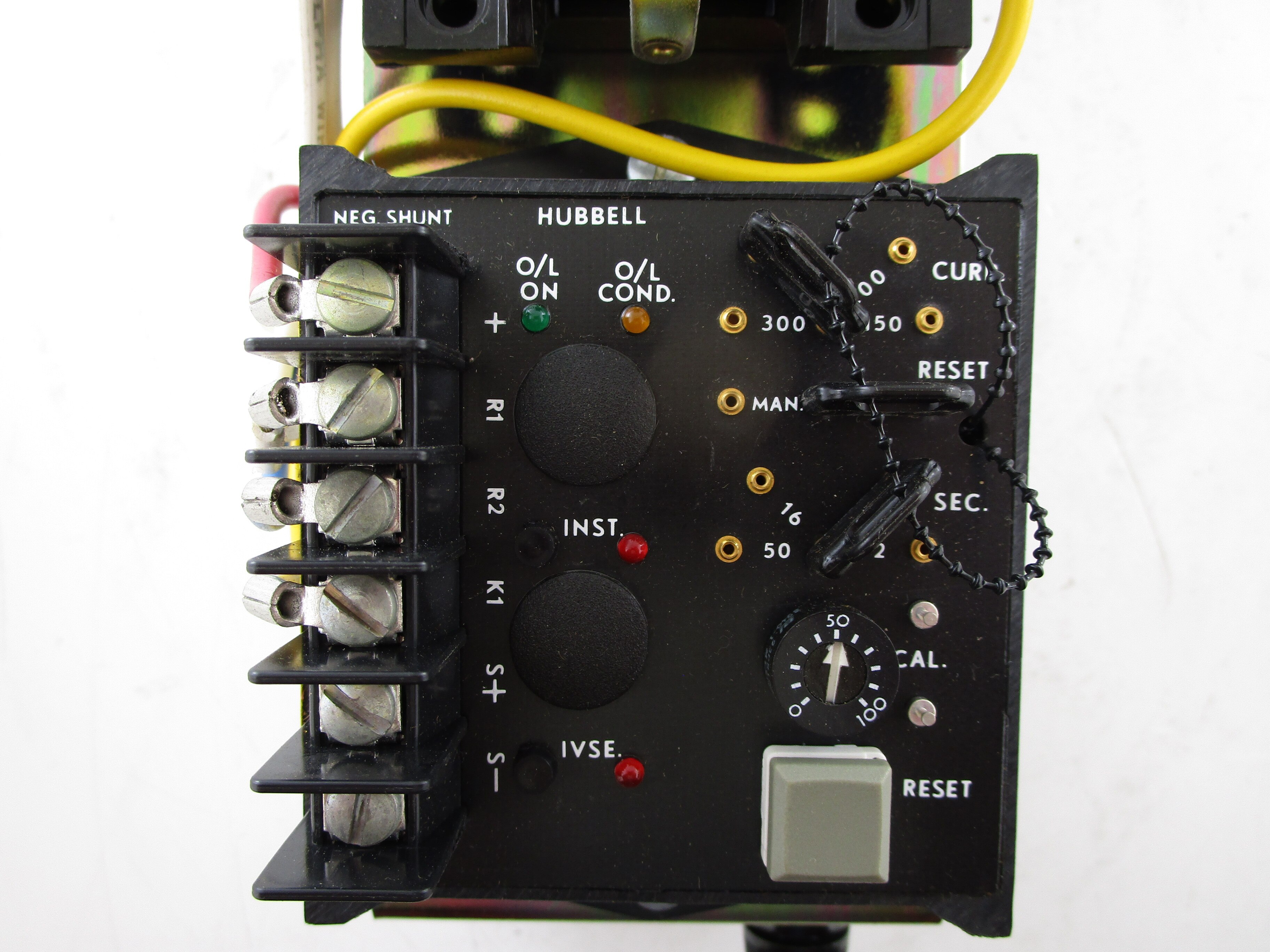 48713-102: HUBBELL TYPE 5370 ELECTRONIC VOLTAGE RELAY, 250 VDC, NEGATIVE SHUNT CONFIGURATION, HC48713-102, HC48713102
