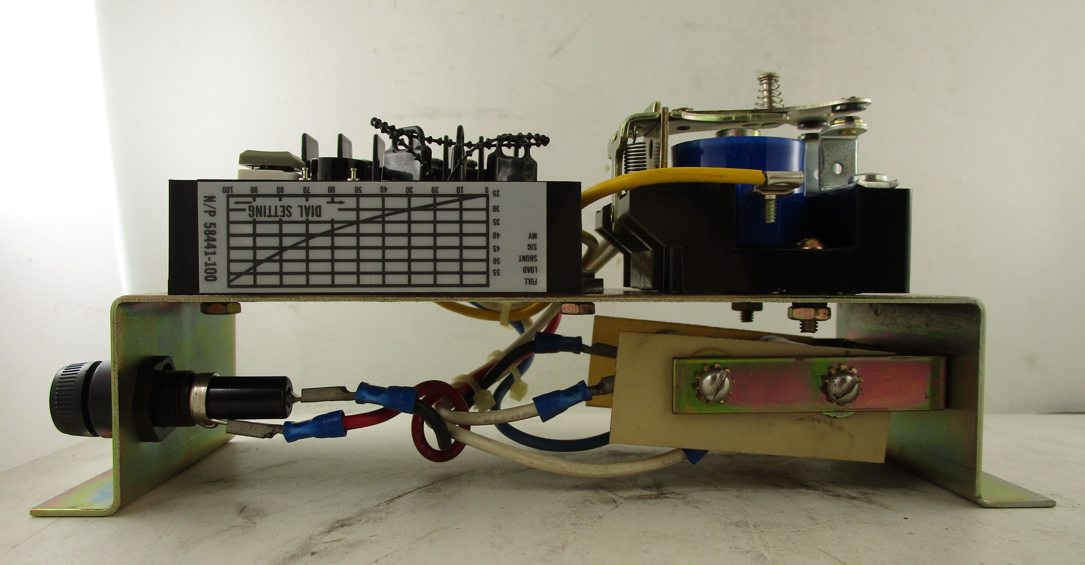 48713-102: HUBBELL TYPE 5370 ELECTRONIC VOLTAGE RELAY, 250 VDC, NEGATIVE SHUNT CONFIGURATION, HC48713-102, HC48713102