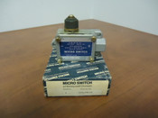 BAF1-2RN-LH, MICRO SWITCH 20AMP STRAIGHT PLUNGER