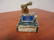 BAF1-2RN2-LH, MICRO SWITCH, LIMIT SWITCH ACTUATOR STYLE, TOP ROLLER ARM