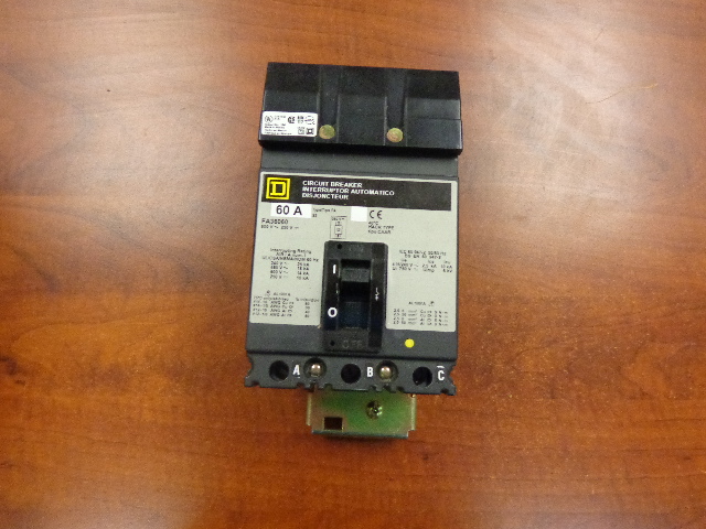 SQUARE D CIRCUIT BREAKER FA36060