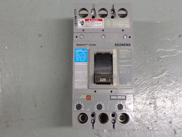 ITE SIEMENS MOLDED CASE BREAKER FXD62B225